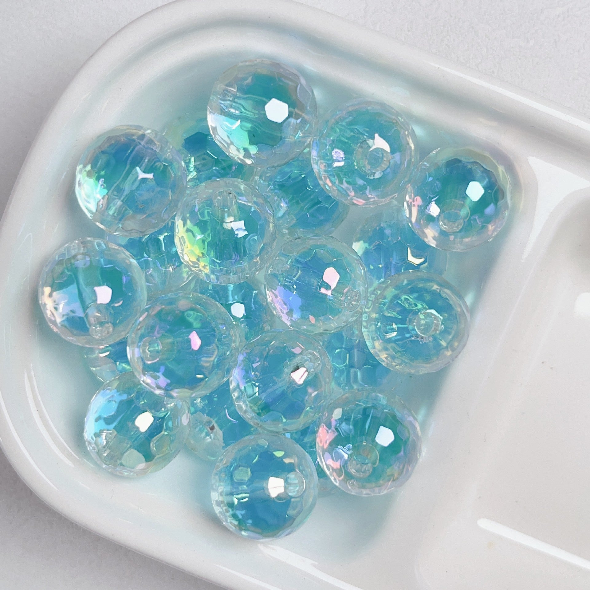 Wholesale 10pcs 16mm high quality uv cut sugar heart straight hole beads